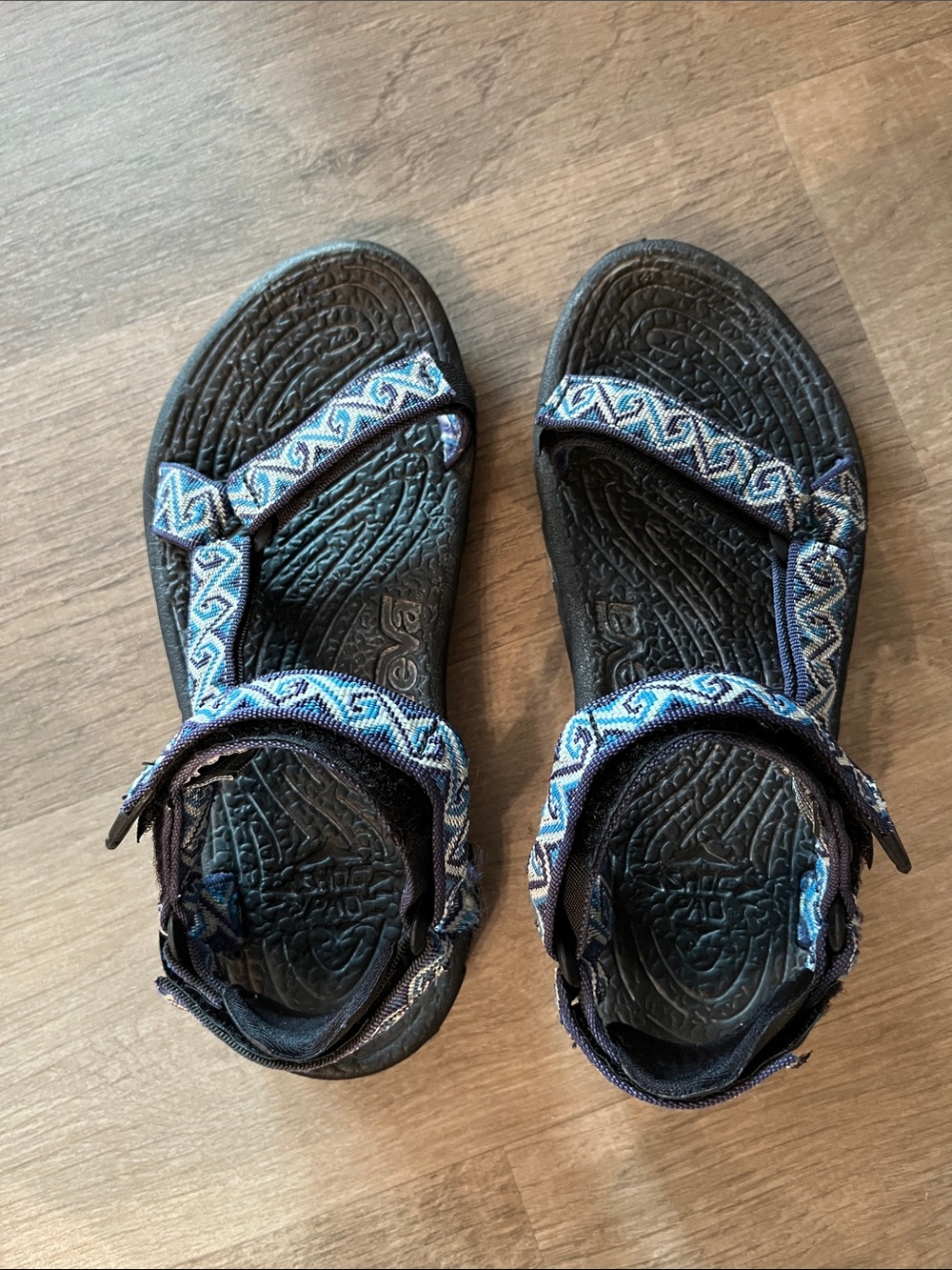 Teva Women's Blue Patterned Strapped Sandals